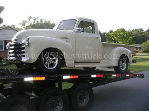 1952 Chevy truck.