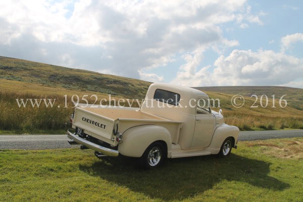 Pictures of the truck in the Yorkshire Dales.