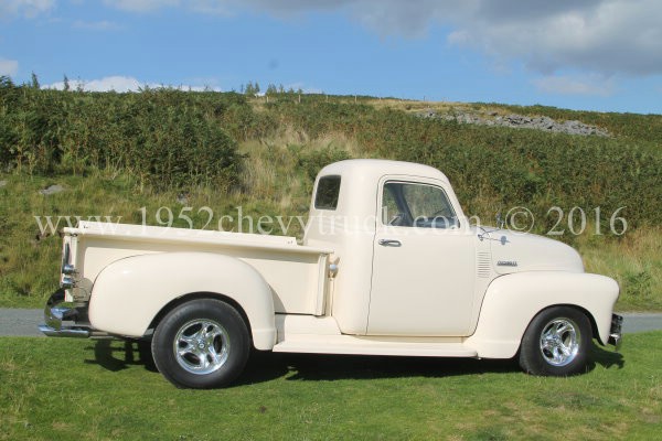 Pictures of the truck in the Yorkshire Dales.