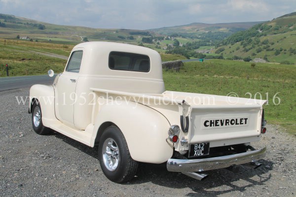 Pictures of the truck in the Yorkshire Dales.